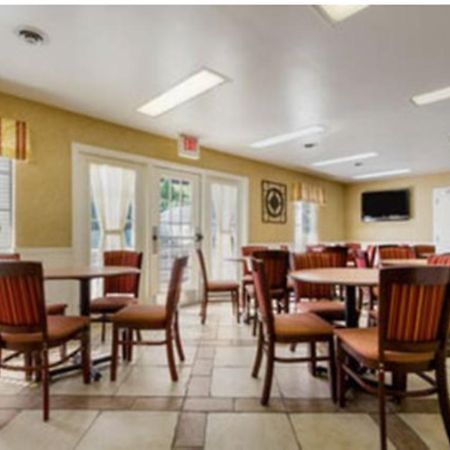Baymont By Wyndham Greenville Restaurant foto