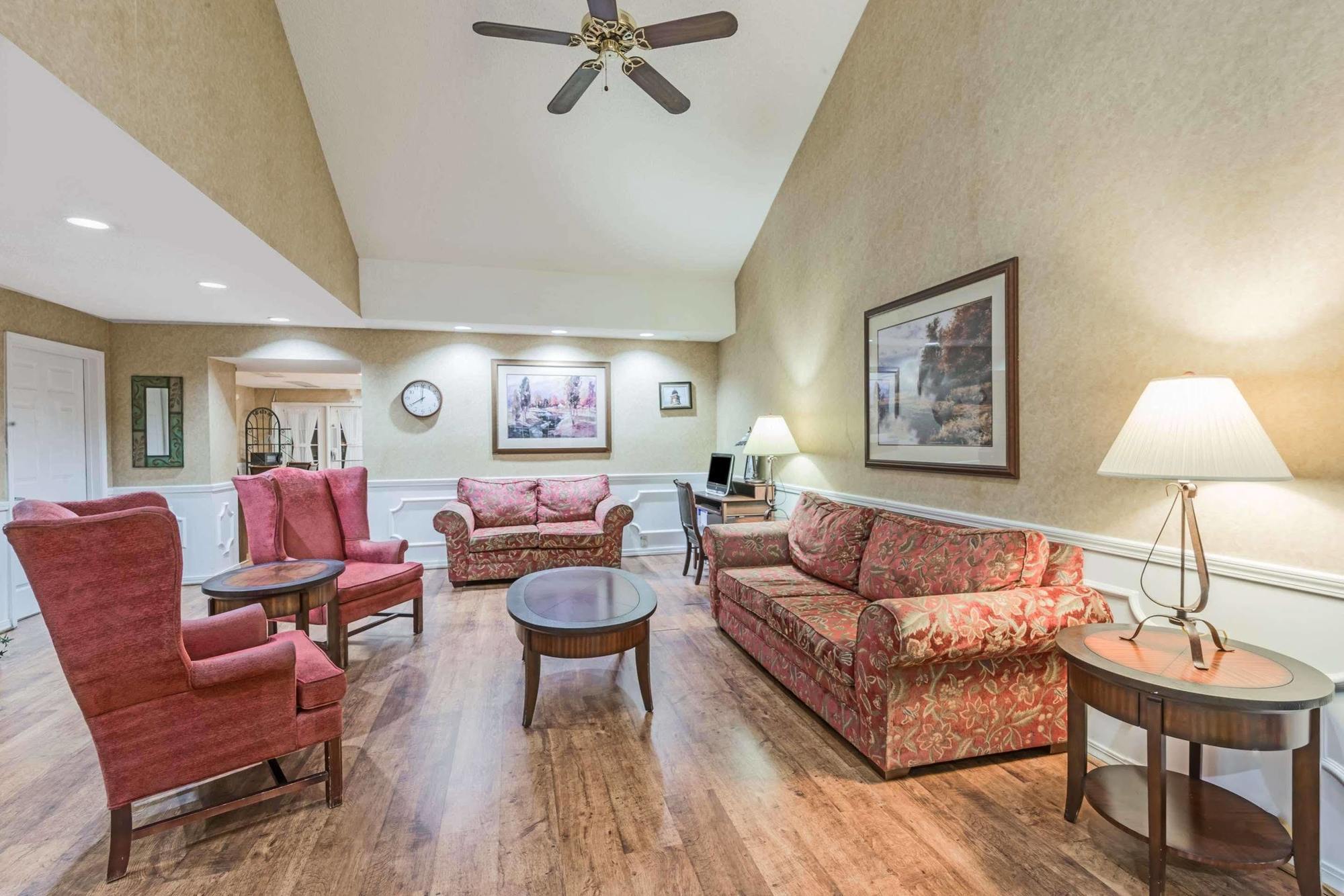 Baymont By Wyndham Greenville Exterior foto